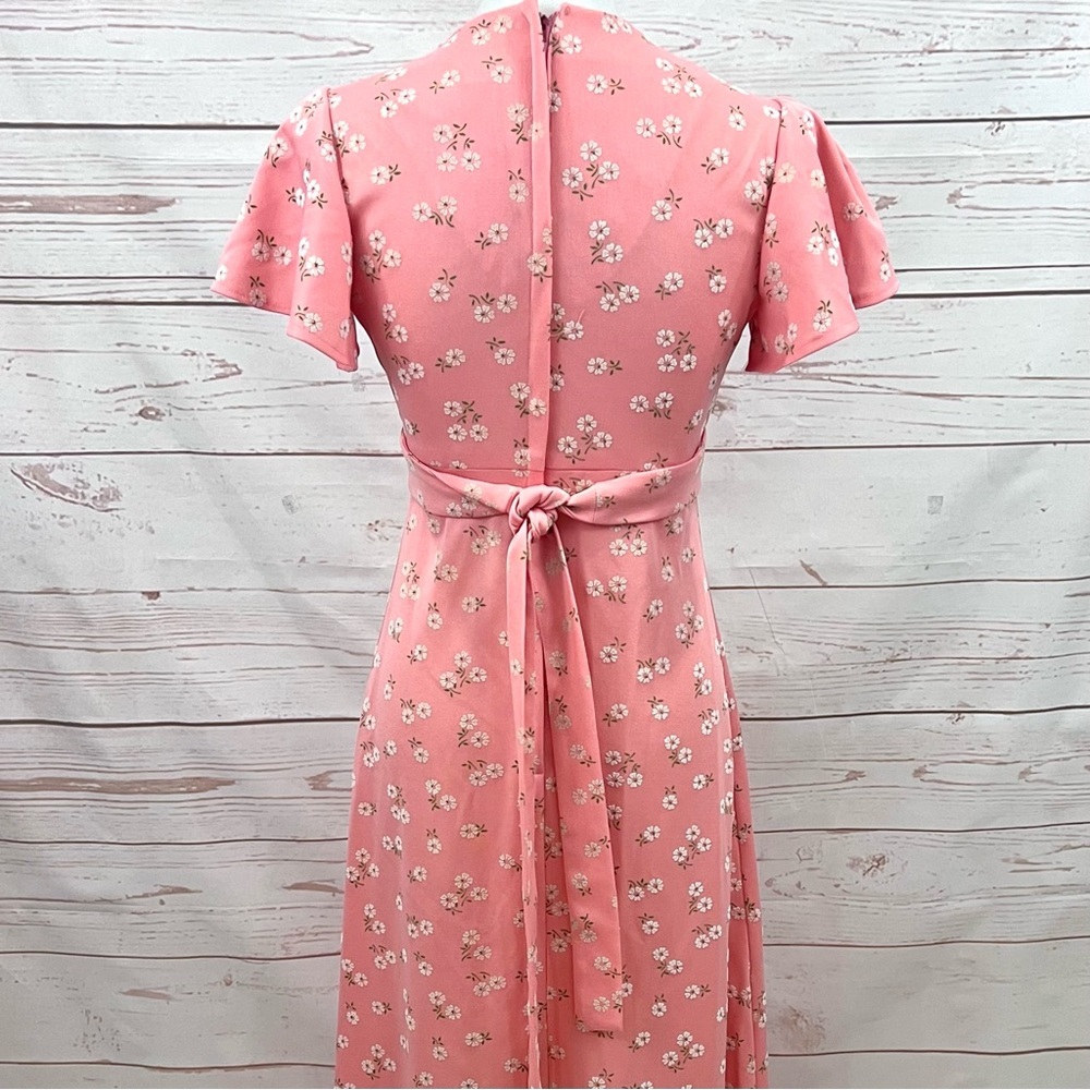 Vintage Coral Peach Ditzy Floral Daisy Cottagecore Flutter Sleeve Maxi Dress - Picture 7 of 11